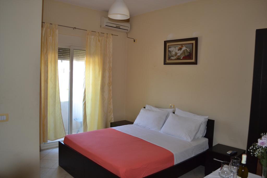 Hotel 4 Stinet Vlorë Exteriér fotografie