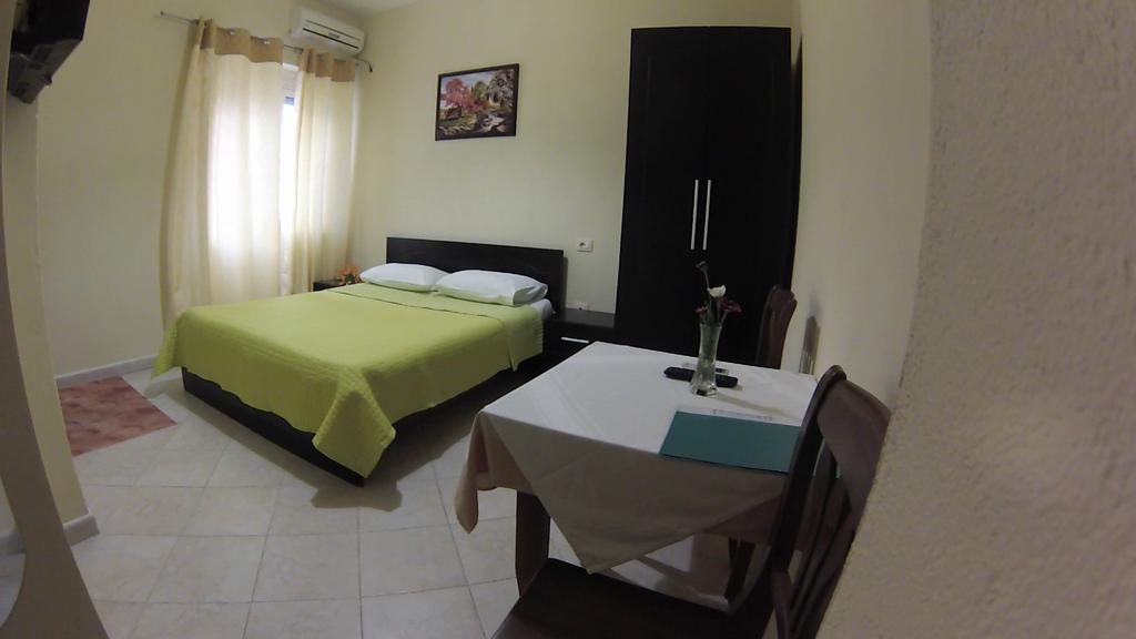 Hotel 4 Stinet Vlorë Exteriér fotografie