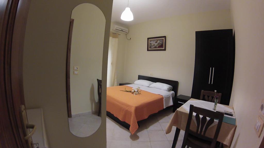 Hotel 4 Stinet Vlorë Exteriér fotografie