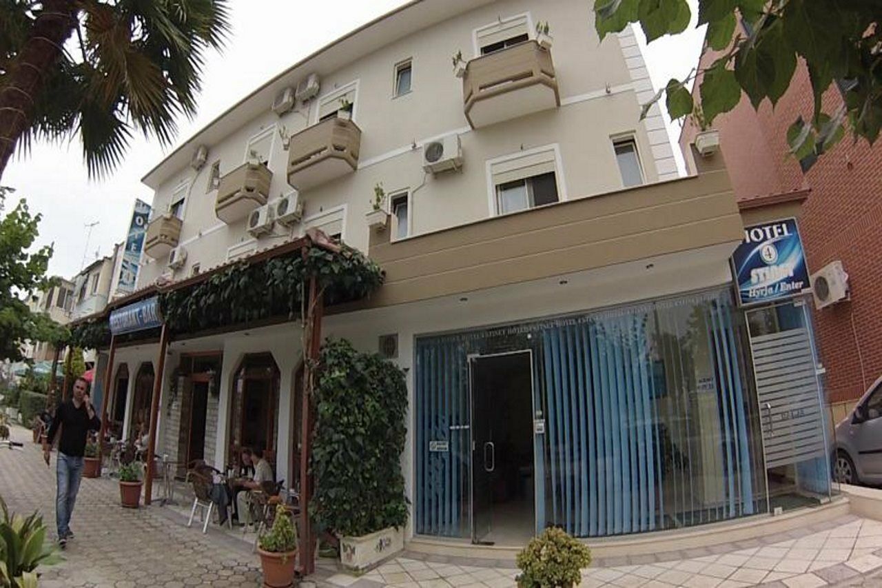 Hotel 4 Stinet Vlorë Exteriér fotografie