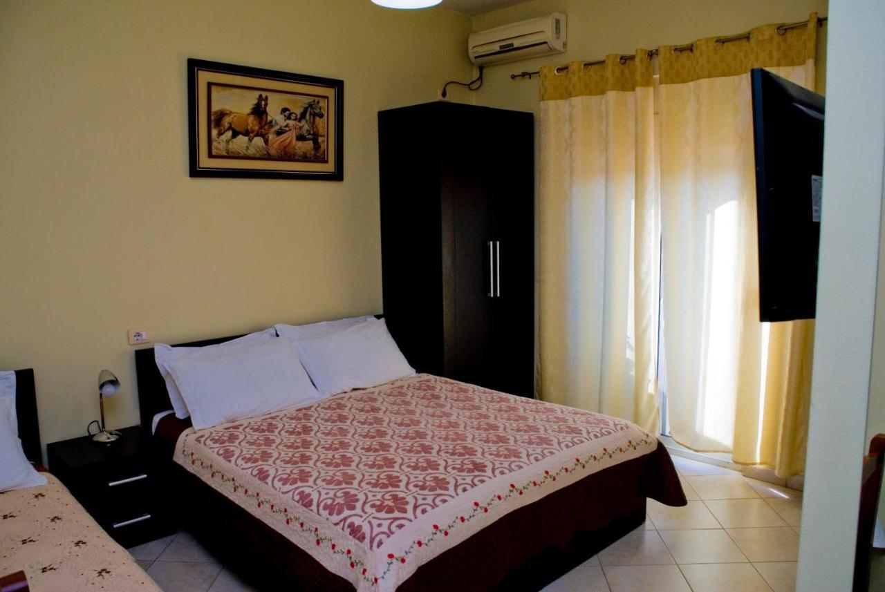Hotel 4 Stinet Vlorë Exteriér fotografie
